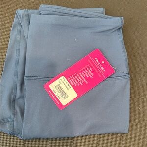 Yogalicious Navy Blue Leggings with Pink Tag